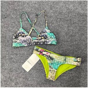 NWT Lululemon Bikini Set Paradise Grid Shanti Surf Triangle Top Hipster 2 Pc